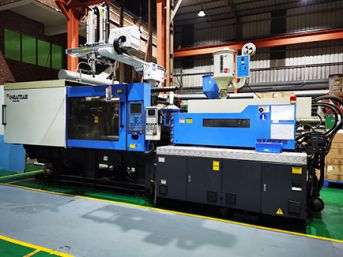 2K plasti sissepritse masin 2K plasti sissepritse masin